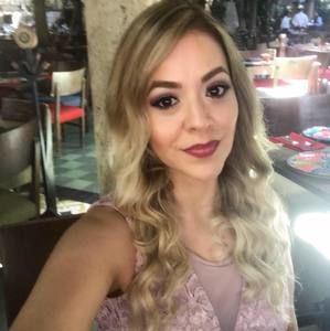 Meet your Posher, Melisa